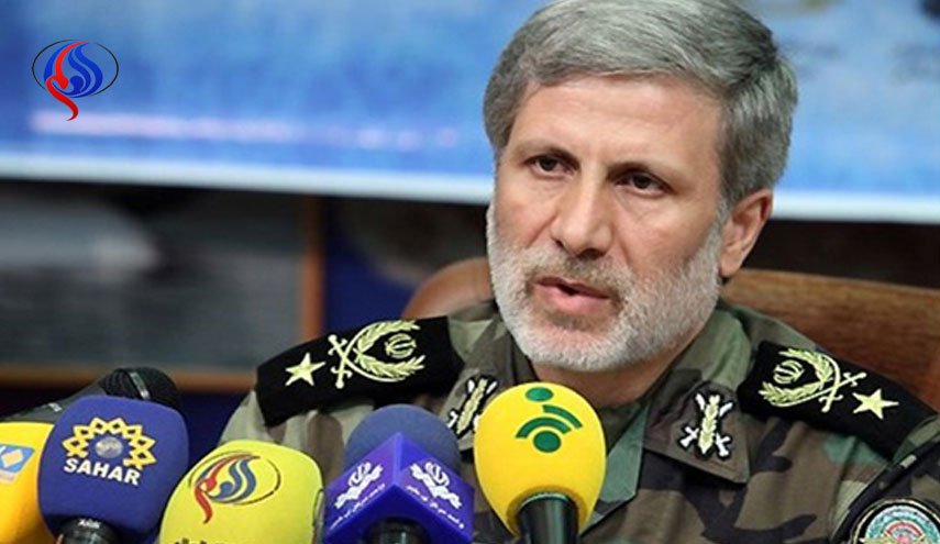 وزیر دفاع:توسعه روابط دفاعی ایران با آذربایجان علیه هیچ کشوری نیست