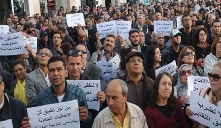 الجزائر... وزارة التربية تعزل أربعة آلاف مدرّس 