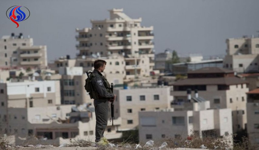 مئات المستوطنين دفنوا في أراض فلسطينية خاصة
