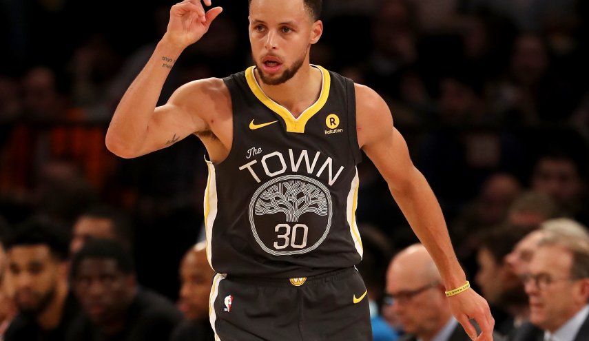 الفوز الـ 13 تواليا لهيوستن على حساب يوتا 96-85