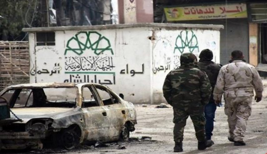 “اقتتال إدلب” يستعر .. وتقطيع شنيع لقائد بـ