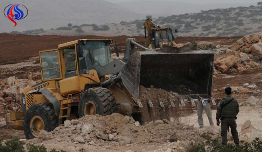 توغل محدود لآليات الاحتلال جنوب القطاع واستهداف الصيادين بالبحر