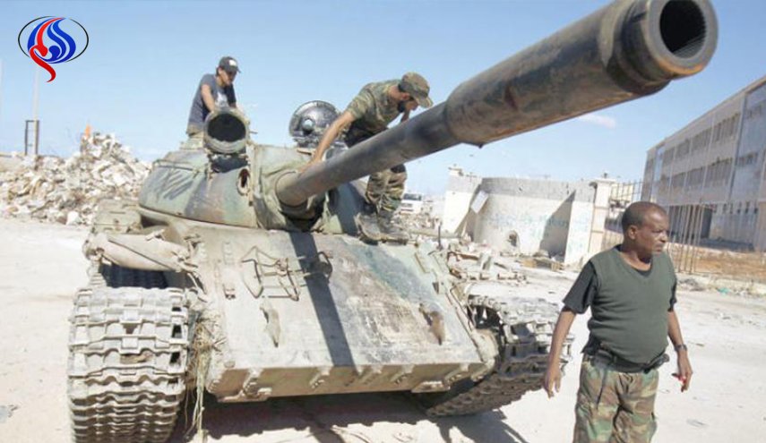 ليبيا: السراج يصعّد خلافاته مع حفتر بتعيينات عسكرية