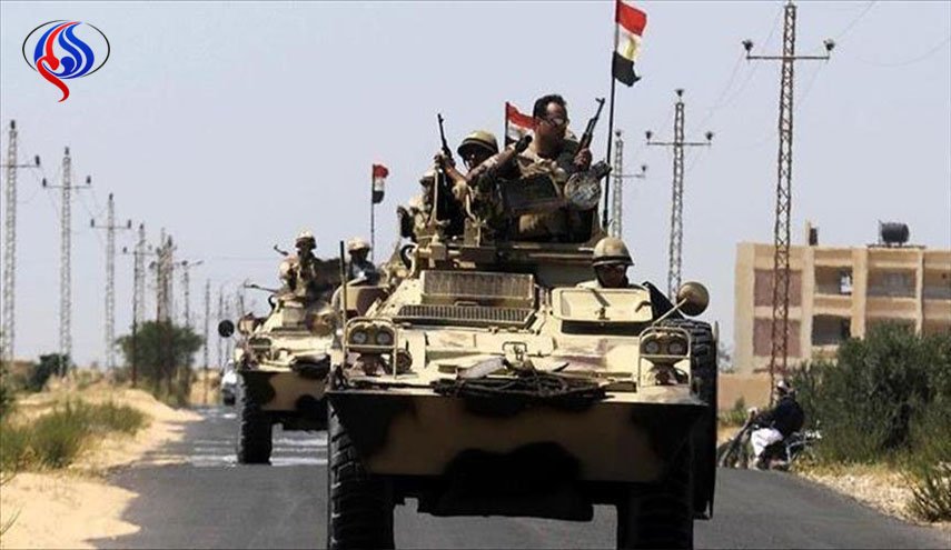 مقتل 4 عسكريين و10 