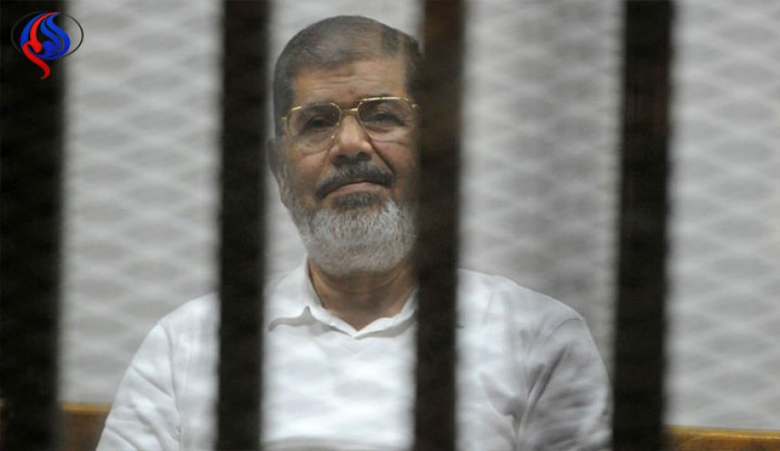مصر.. الحكم في دعوى تمكين أسرة مرسي من زيارته بالسجن في 17 أبريل
