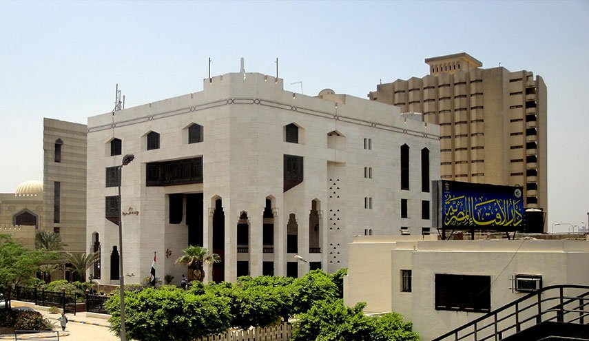 دار الإفتاء بمصر تصدر حكما لحواجب النساء!!