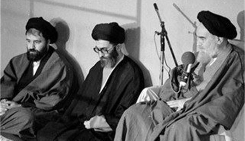 هیچکس را نظیر امام در دل خودمان نیافتیم/ علاقه به امام باعث شد در این راه بی‌مشکل حرکت کنیم