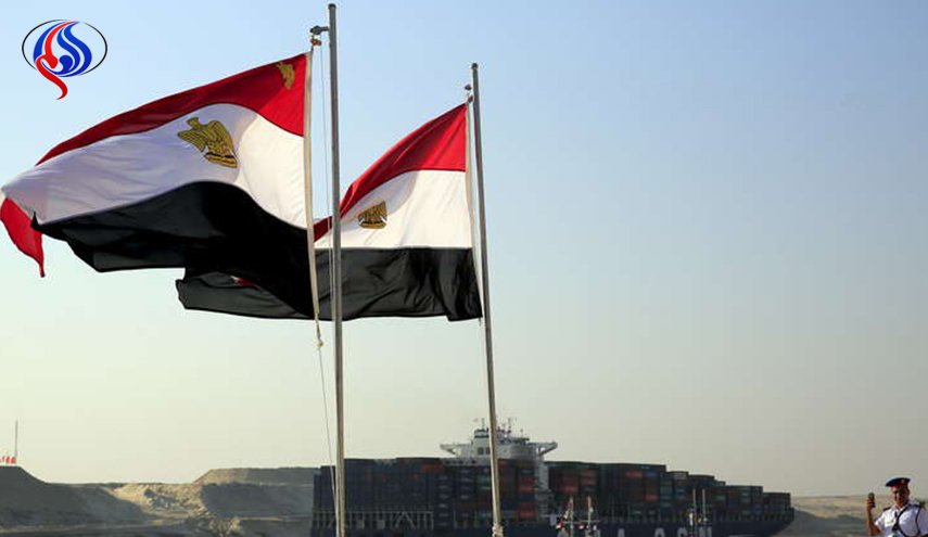 مصر.. مشروع خط حديدي لربط المتوسط والأحمر