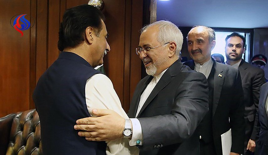 بالصور؛ظريف ورئيس برلمان باكستان وبحث التعاون الامني