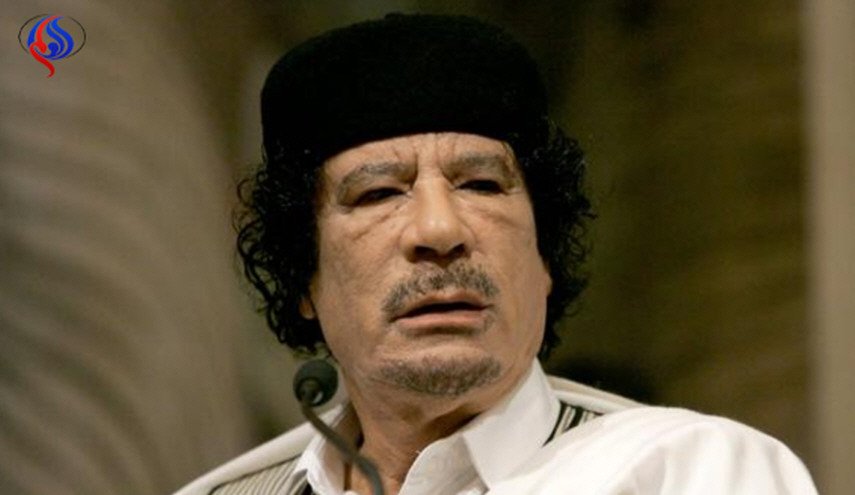 مسؤول ليبي: هذا ما تفعله الإمارات بأموال القذافي ببنوكها