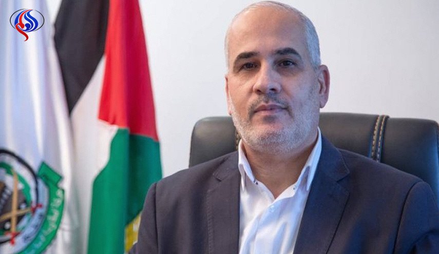 حماس تدين استهداف موكب 