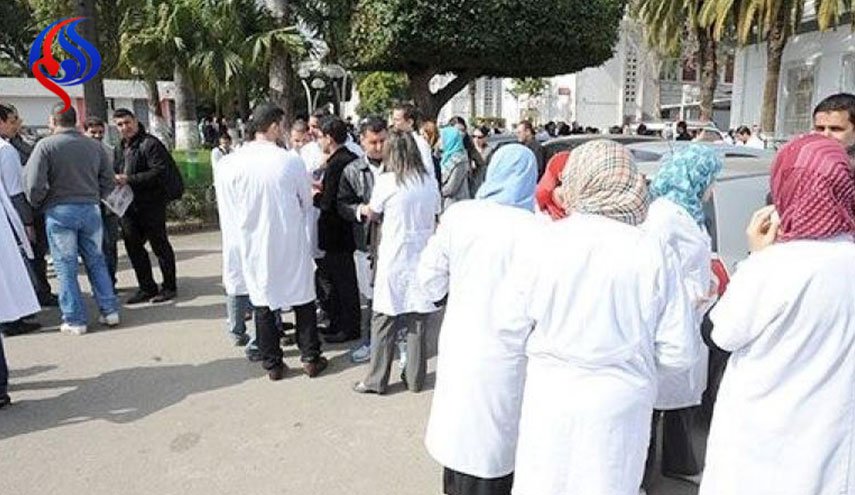 الأطباء الأخصائيون الجزائريون يضربون عن العمل