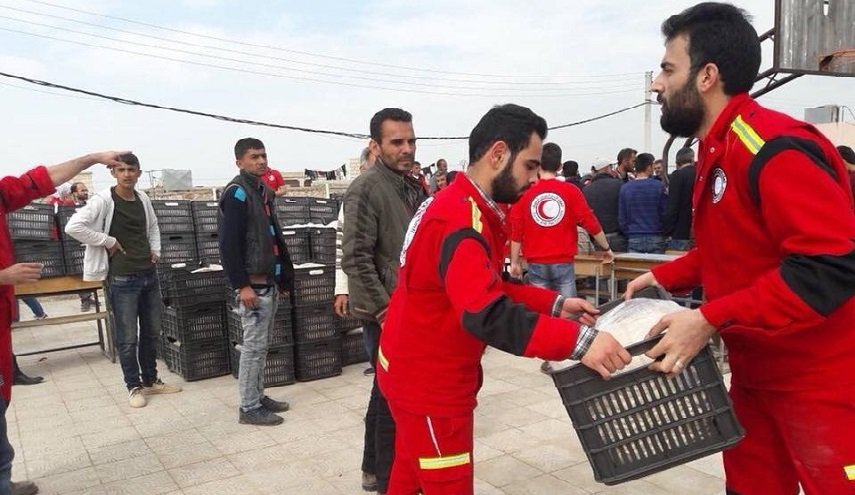 بالصور: وصول قافلة مساعدات دولية الى تل رفعت بريف حلب