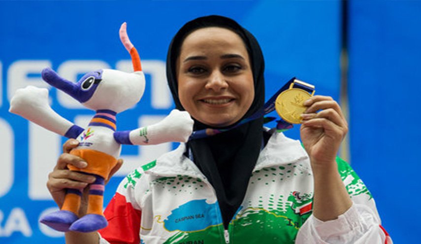ايرانية تتقلد الذهبية بمونديال الرماية 2018 