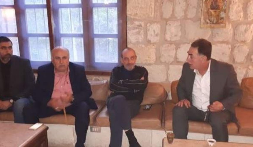 وزير الدفاع اللبناني: لبنان لن يرضخ لاي تهديد صهيوني 