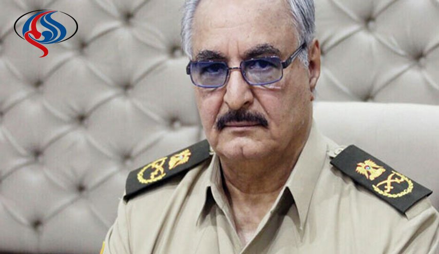 الكشف عن تفاصيل اللقاء السري بين حفتر ووفد اميركي في الاردن