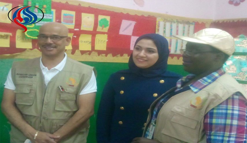 وفد الاتحاد الإفريقي يتفقد اللجان الانتخابية في مصر