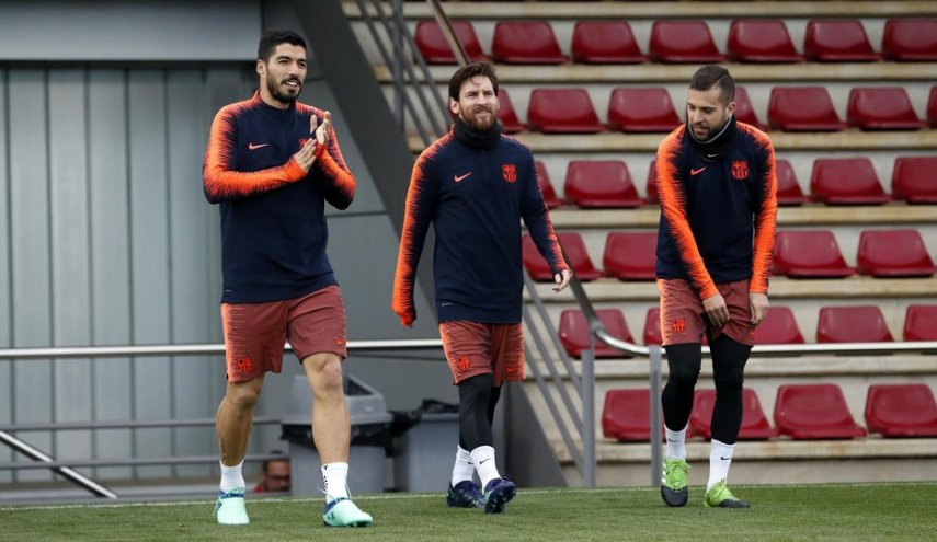 برشلونة يواجه اشبيلية قبل الاختبار القاري امام روما