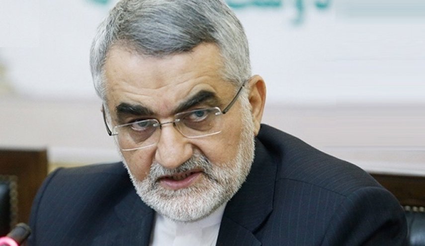 بروجردي : نسعى الى إستخدام التطبيقات الوطنية بدلا من الـتلغرام