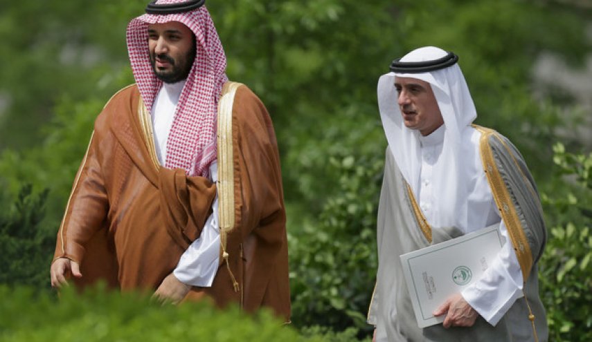 تصريحات ابن سلمان حول بقاء الاسد تحرج الجبير المنادي برحيله
