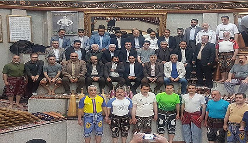 موافقت خادم با ادامه ریاست بر فدراسیون کشتی