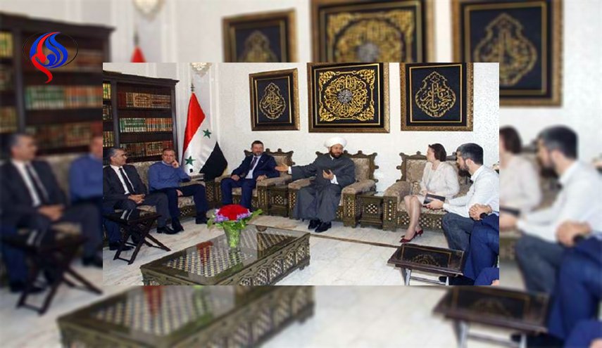 حسون يحذر روسيا من ارسال طلبتها للسعودية وقطر ومصر