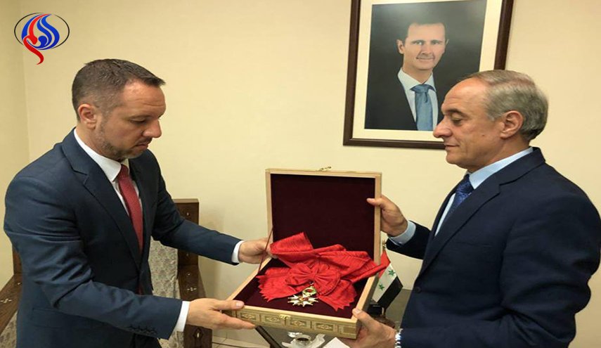 بعد مشاركة باريس في العدوان..سوريا تعيد 