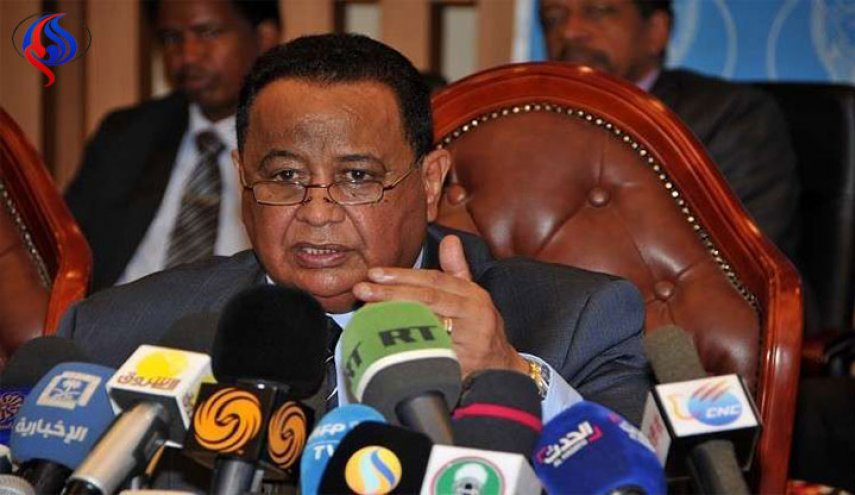 أسباب إعفاء وزير الخارجية السوداني من منصبه