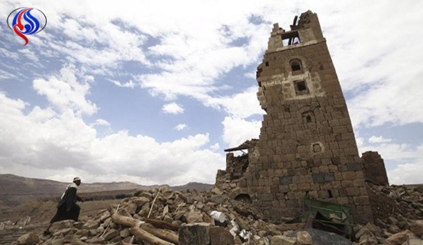 طيران العدوان السعودي يدمر ثلاثة منازل بصعدة