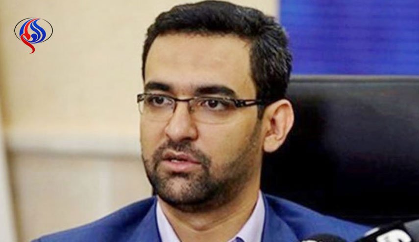 نحوه فعالیت پیام رسان های خارجی در انتظار نظر مراجع تصمیم گیر