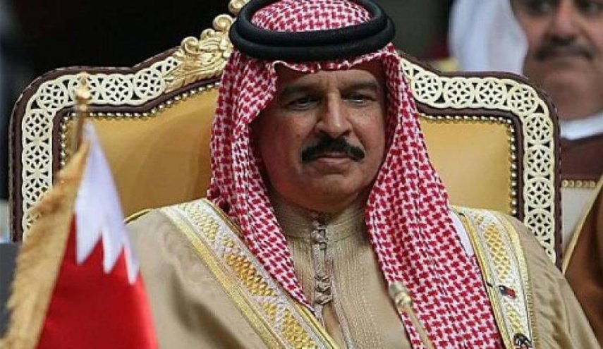 ملك البحرين يدعي حكم قطر قبل 256 عاماً!