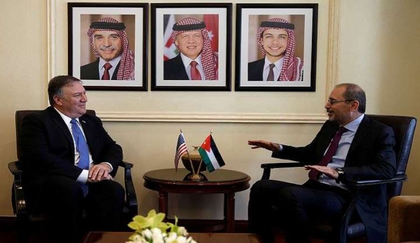 بومبيو من الاردن: نرفض أي تصعيد في مناطق جنوب سوريا