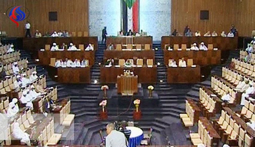 برلمانيون يطالبون البشير بسحب قواته من اليمن