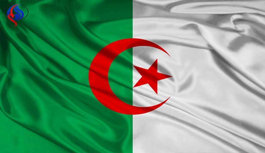 ترحيل 1500 مهاجر افريقي من الجزائر الى النيجر