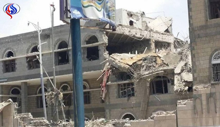 اليكم..تفاصيل قصف تحالف العدوان مباني الرئاسة في صنعاء
