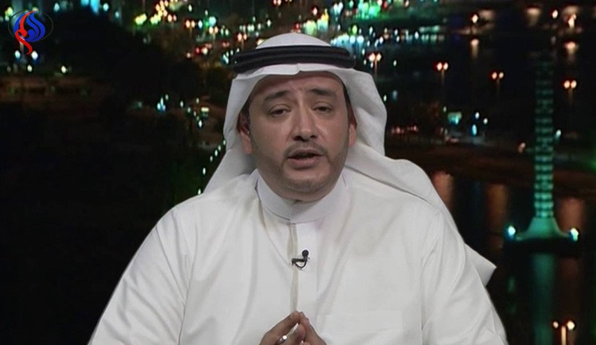 اعلامي سعودي يتملق مولاه وهذا ما قاله!
