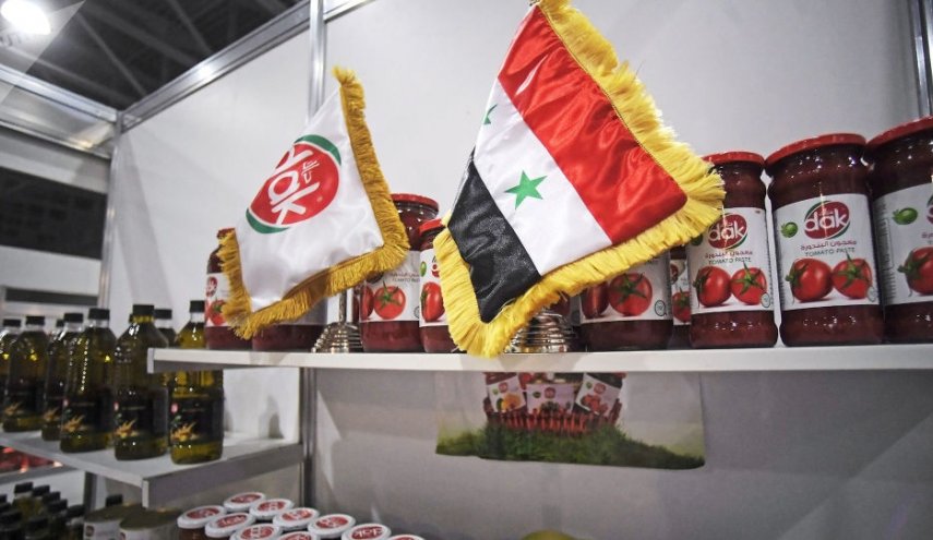 طائرة سورية تهبط في ليبيا للمشاركة في فعاليات 