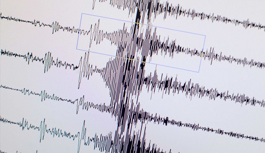 هزة ارضیة بقوة 4.2 ریختر تضرب مدینة دزفول الايرانية