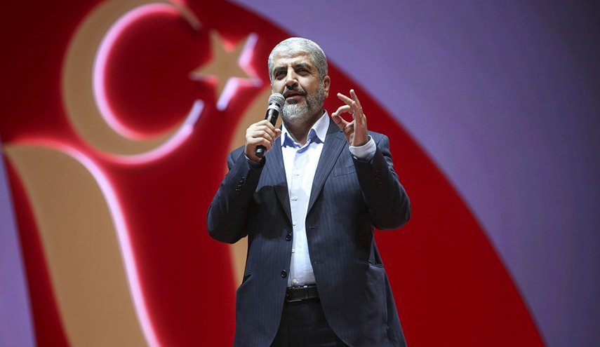 مشعل: من يطعن ظهر أبناء فلسطين سيخلد في صفحات الخزي والعار