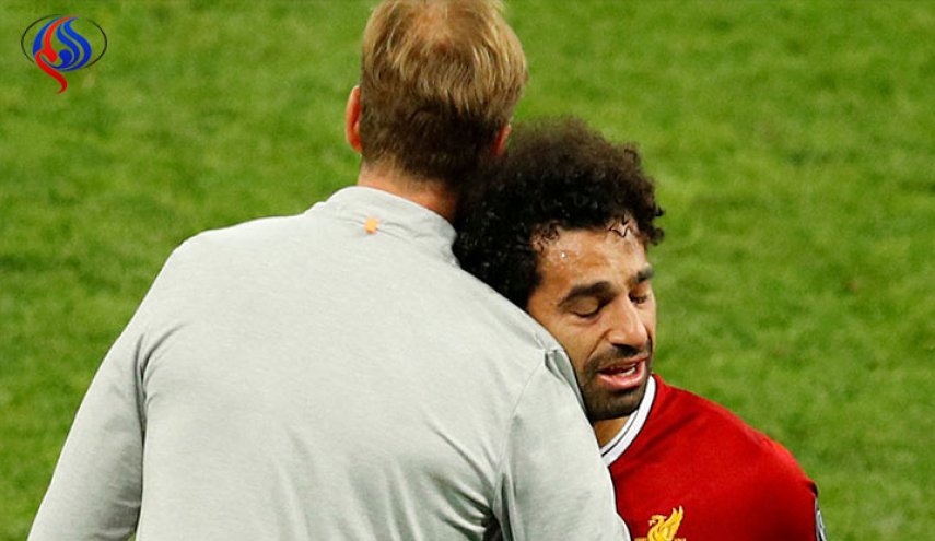 مشاهير عرب يساندون محمد صلاح بعد بكاءه