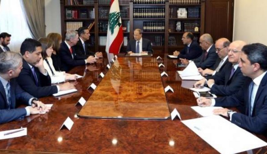 عون يدعو واشنطن للمساعدة بعودة النازحيين السوريين 