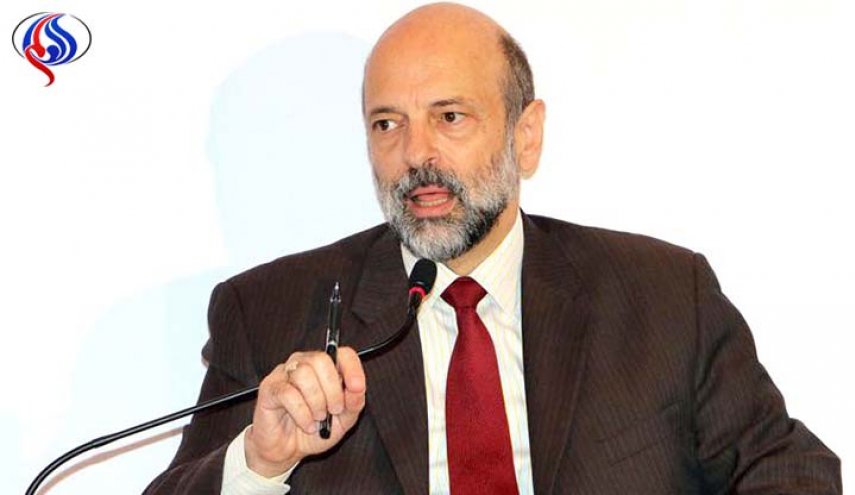 رئیس الوزراء الاردني المكلف يبدأ مشاورات لتشکیل الحكومة

