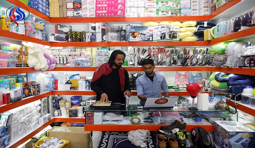 الأفغان يتسوقون على الانترنت في رمضان خشية التفجيرات