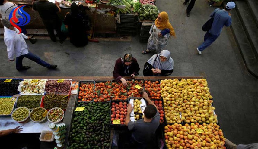 لماذا ألزمت الجزائر 50 ألف تاجر بالعمل خلال العيد؟