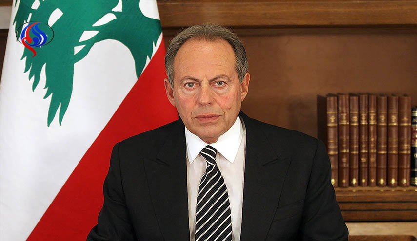 أميل لحود يؤكد أهمية التنسيق السوري اللبناني