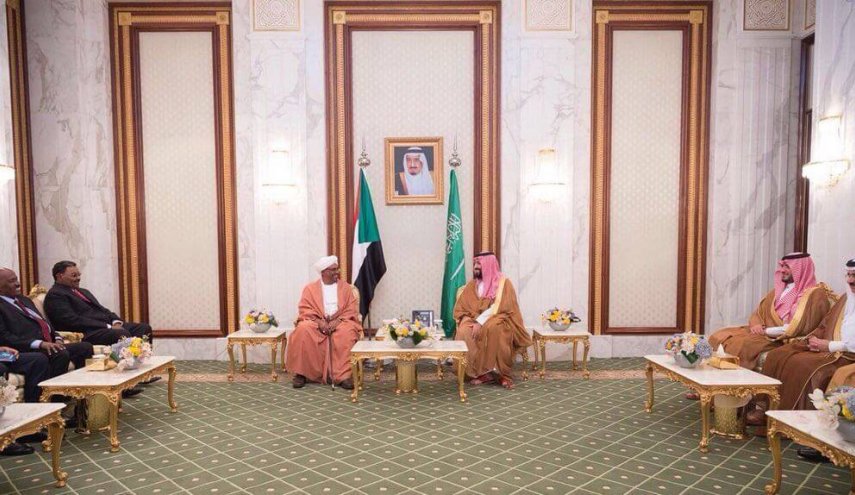البشير في الرياض..والخرطوم توقع اتفاقا عسكريا مع تركيا