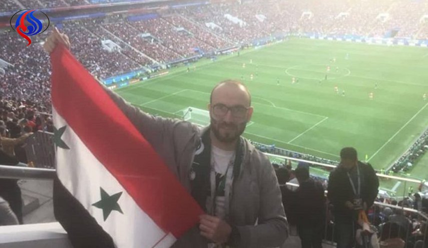 سوريون في موسكو يشجعون منتخب روسي ضد السعودية