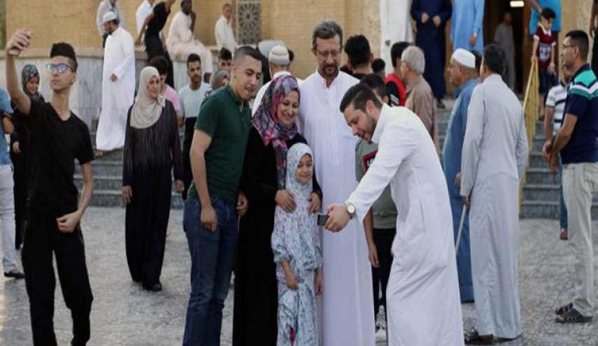 في الموصل.. الفرح بالعيد يهزم “كابوس داعش” وينسي العراقيين أحزان الماضي!