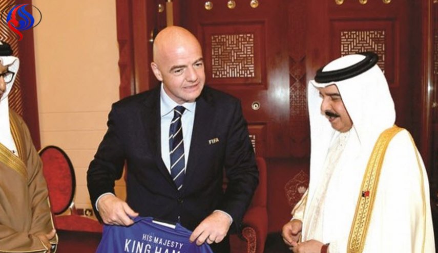 شكوى ضد رئيس الاتحاد الدولي لكرة القدم والسبب ملك البحرين!