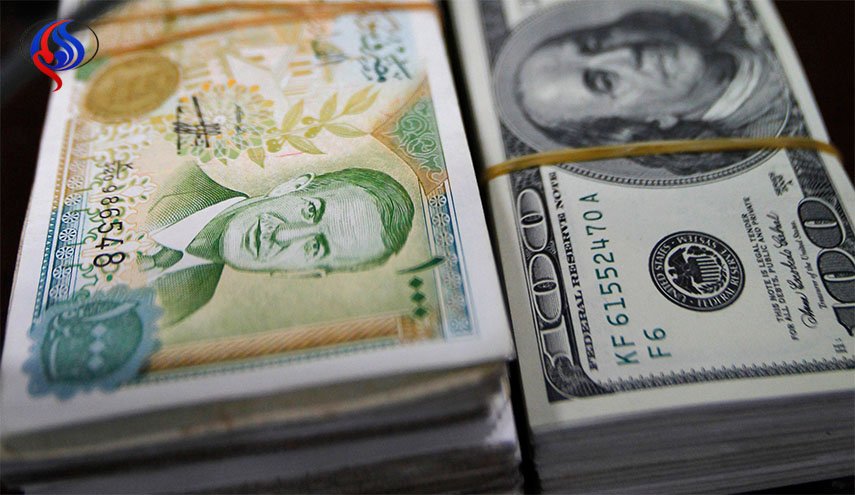 سوريا.. اضطراب سعر الدولار: لعبة «الدولة» أم التجّار؟!